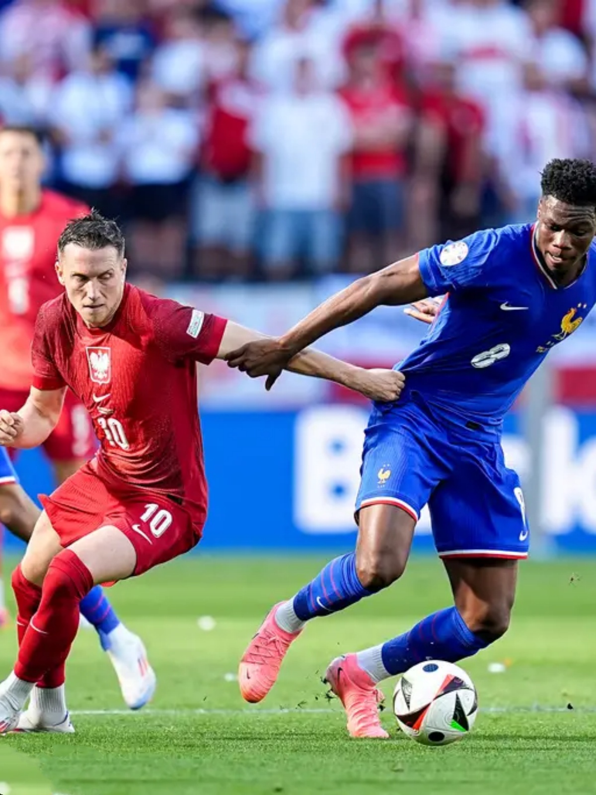 窗口期体能课后,拉齐奥遗憾出局备战法国杯,信心回归,资深球员宣示担当 窗口期体能课后,拉齐奥遗憾出局备战法国杯,信心回归,资深球员宣示担当