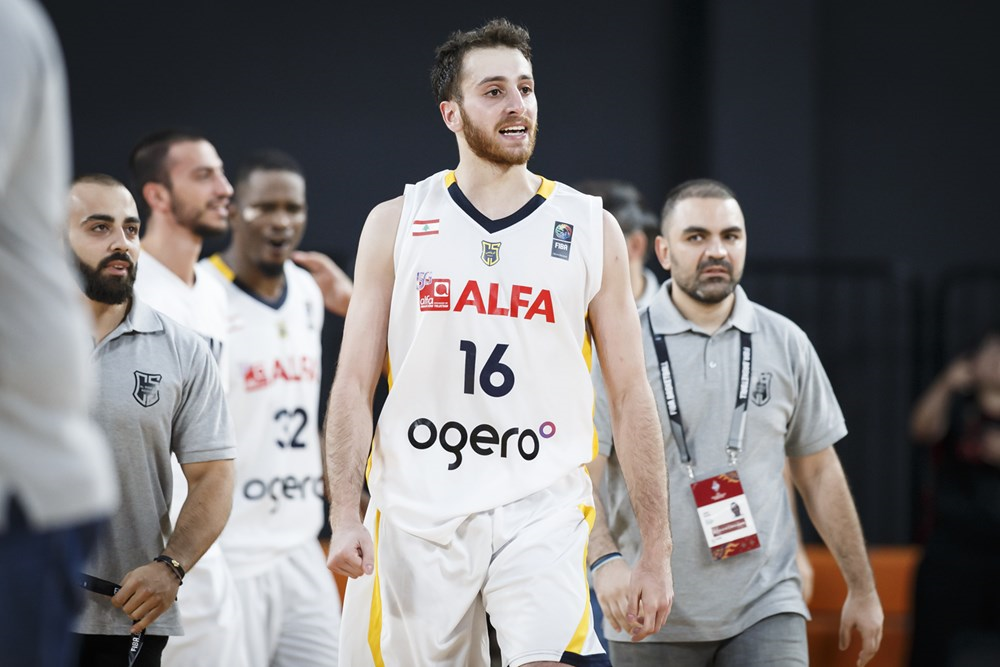 转会期费城76人豪取连胜——亚冠节点到来,态度坚定,阵容厚度经受考验 转会期费城76人豪取连胜——亚冠节点到来,态度坚定,阵容厚度经受考验