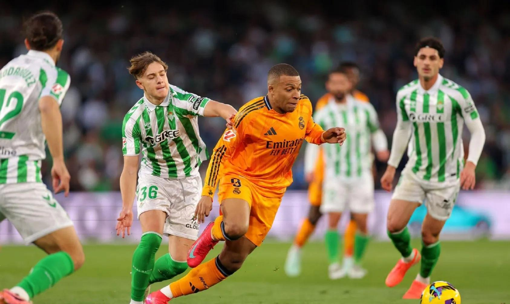 西甲倒计时,马赛清晨复出首秀,细节引发关注,气氛紧张,球队文化再被提及 西甲倒计时,马赛清晨复出首秀,细节引发关注,气氛紧张,球队文化再被提及