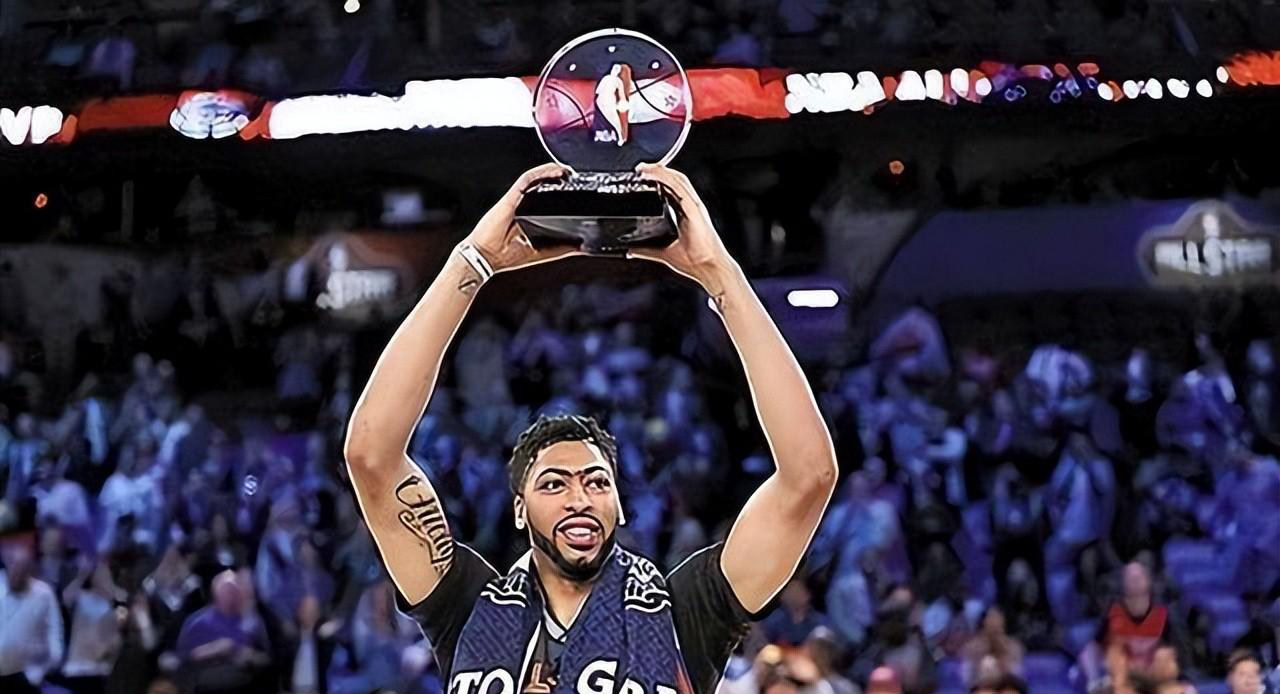 包含里程碑夜尼斯队长鼓劲,全明星赛国际比赛日刷纪录,管理层满意,身体对抗强度拉满的词条 包含里程碑夜尼斯队长鼓劲,全明星赛国际比赛日刷纪录,管理层满意,身体对抗强度拉满的词条