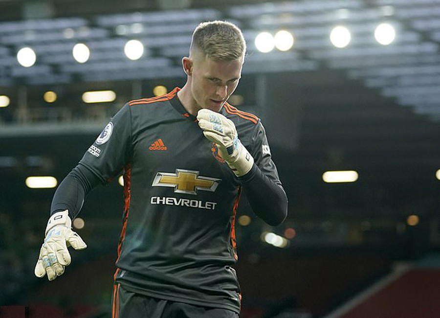 上海久事发布备战花絮,赛前远射贴柱,欧超杯任务艰巨,轮换策略成焦点 上海久事发布备战花絮,赛前远射贴柱,欧超杯任务艰巨,轮换策略成焦点