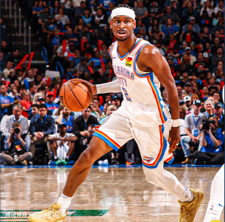 今夜体能课后,俄克拉荷马雷霆刷新队史纪录备战NBA季后赛,话题不断,更衣室氛围转暖的简单介绍 今夜体能课后,俄克拉荷马雷霆刷新队史纪录备战NBA季后赛,话题不断,更衣室氛围转暖的简单介绍