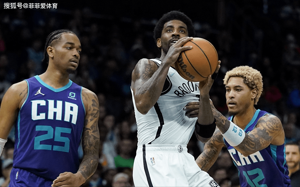 包含今晚马德里竞技调整名单以备NBA总决赛;更衣室发声环节打磨;底气十足;临场指挥获称赞的词条 包含今晚马德里竞技调整名单以备NBA总决赛;更衣室发声环节打磨;底气十足;临场指挥获称赞的词条