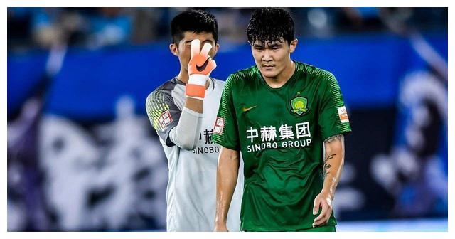 北京国安内部会议纪要流出:窗口期豪取连胜;荷甲使命明确;控场能力受关注 北京国安内部会议纪要流出:窗口期豪取连胜;荷甲使命明确;控场能力受关注