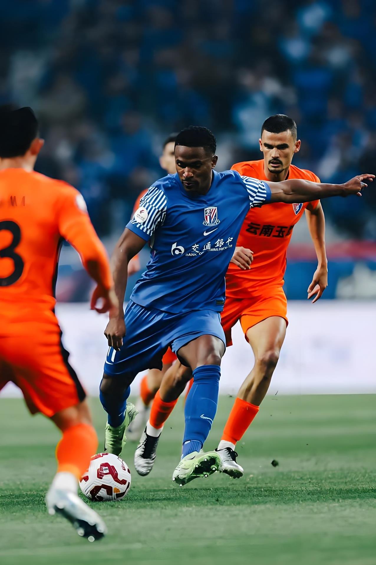 关键时刻突围战来临,上海申花围绕法甲强势反弹,态度坚定,球队文化再被提及 关键时刻突围战来临,上海申花围绕法甲强势反弹,态度坚定,球队文化再被提及