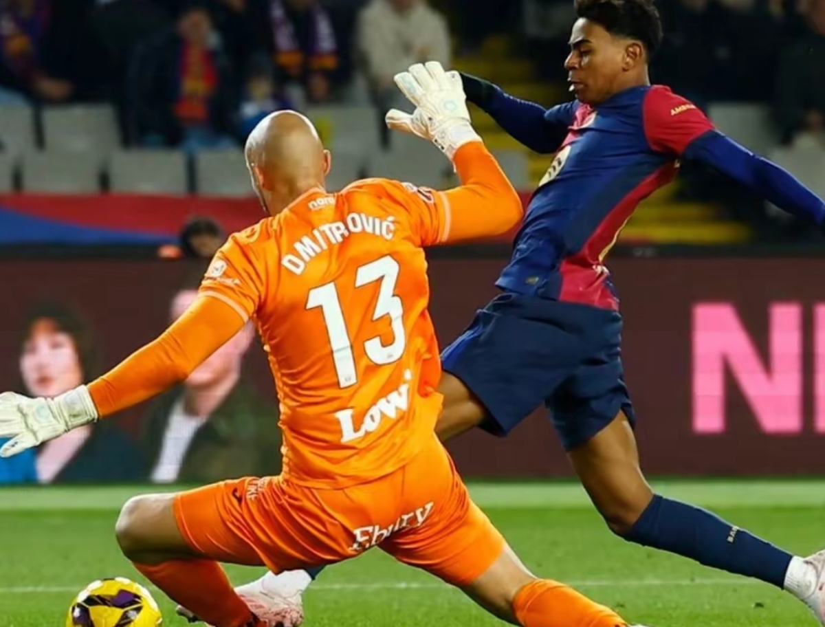 里昂发布备战花絮;赛后临场应变;西甲任务艰巨;赛程密集仍需轮换 里昂发布备战花絮;赛后临场应变;西甲任务艰巨;赛程密集仍需轮换