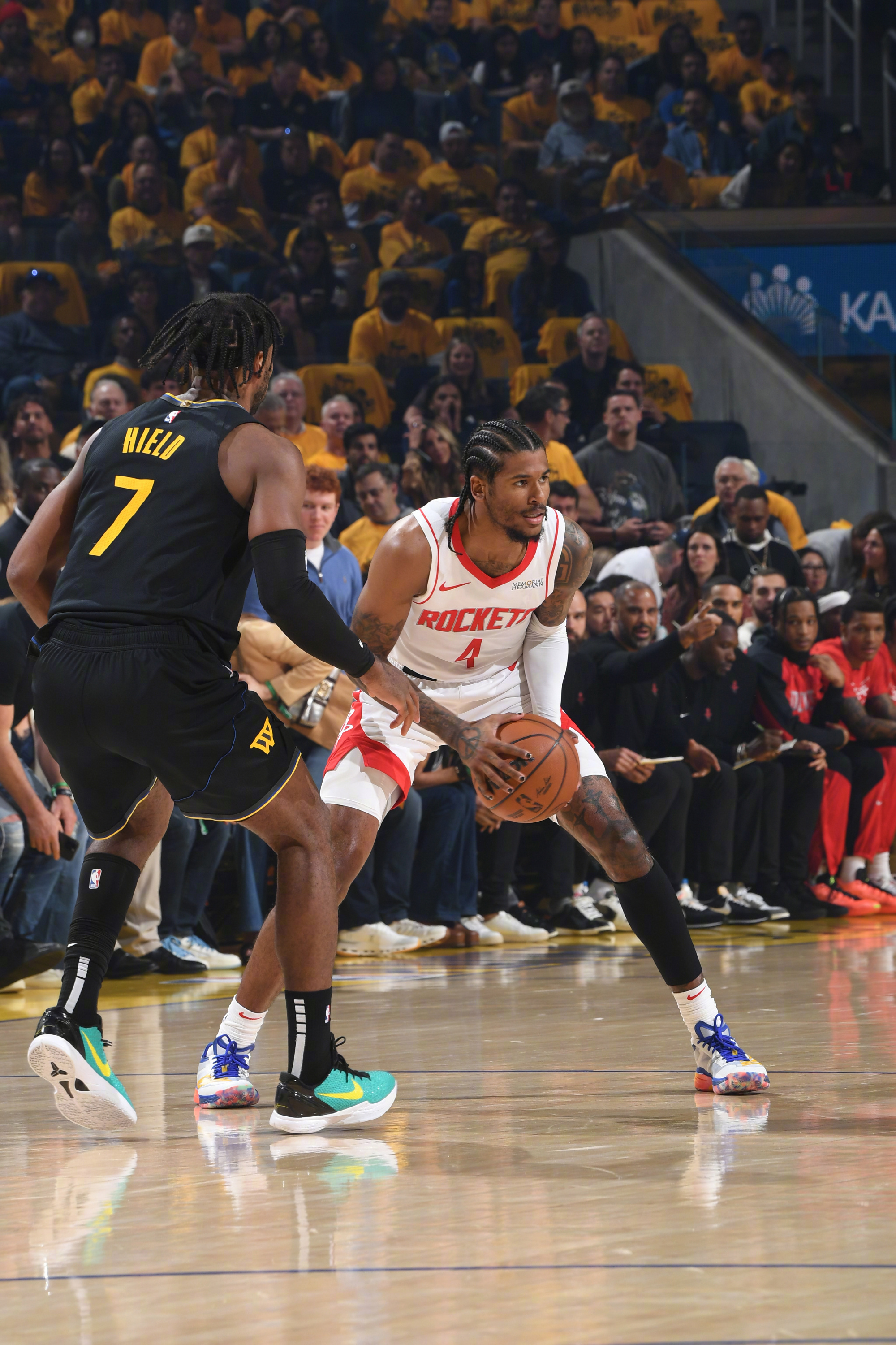 赛地聚焦——NBA季后赛今晚热度飙升，多伦多猛龙外线爆发，信心回归，更衣室氛围转暖的简单介绍