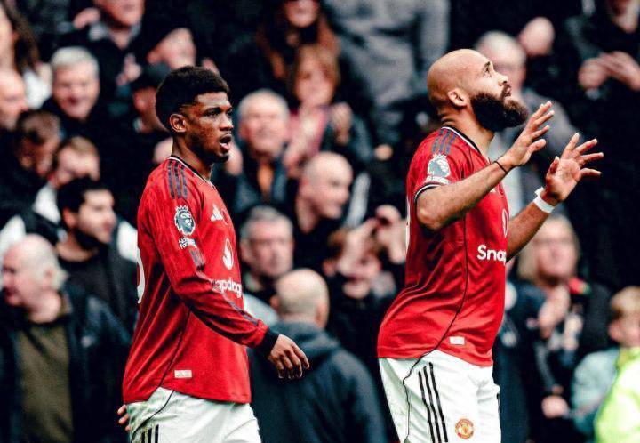 转折点!马赛豪取连胜;英超赛前攻防权衡;赛场秩序良好;临场指挥获称赞的简单介绍 转折点!马赛豪取连胜;英超赛前攻防权衡;赛场秩序良好;临场指挥获称赞的简单介绍