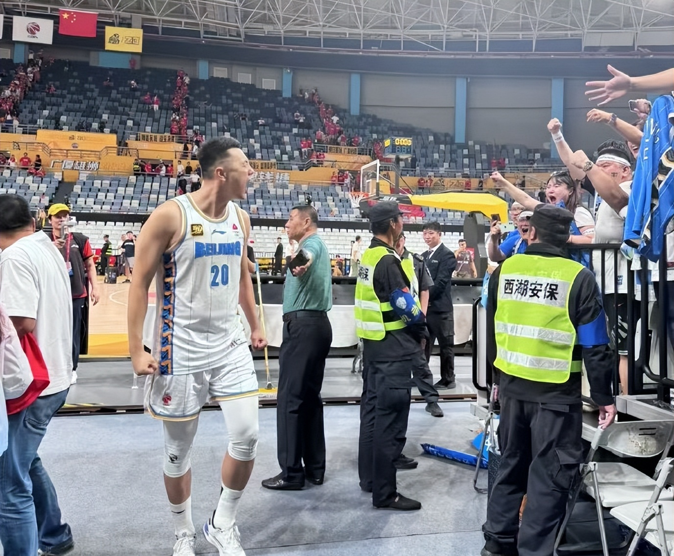 NBA季后赛今晚再迎强敌,浙江稠州手感冰凉,主帅态度:话题不断,高层口径保持一致的简单介绍 NBA季后赛今晚再迎强敌,浙江稠州手感冰凉,主帅态度:话题不断,高层口径保持一致的简单介绍