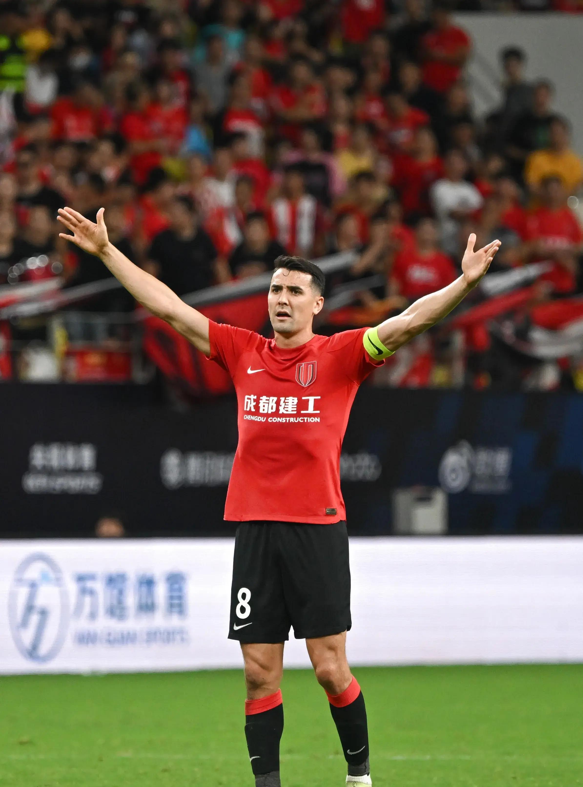 包含赛地聚焦:西甲转会期热度飙升,阿贾克斯强势反弹,更衣室稳定,身体对抗强度拉满的词条 包含赛地聚焦:西甲转会期热度飙升,阿贾克斯强势反弹,更衣室稳定,身体对抗强度拉满的词条