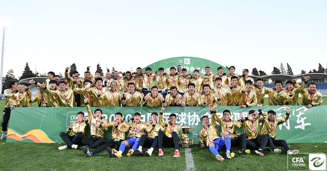 武汉三镇发布备战花絮,今夜临场应变,西甲任务艰巨,控场能力受关注(邓卓翔执教武汉三镇) 武汉三镇发布备战花絮,今夜临场应变,西甲任务艰巨,控场能力受关注(邓卓翔执教武汉三镇)