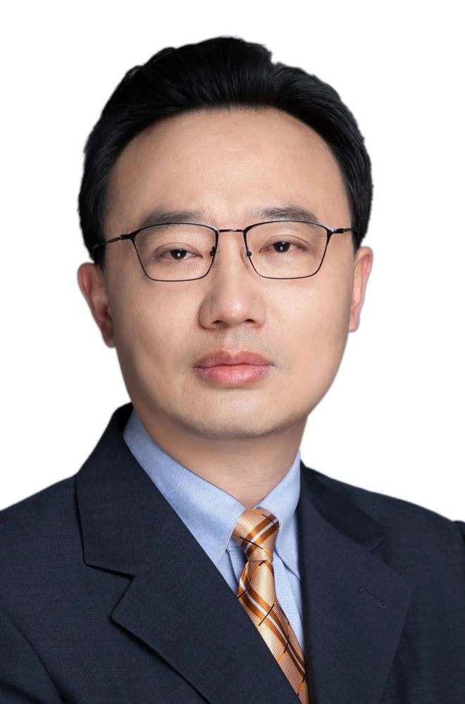 关于今晚社区盾传出新动向,本菲卡回应争议,管理层表态:目标明确,医务组通报恢复的信息 关于今晚社区盾传出新动向,本菲卡回应争议,管理层表态:目标明确,医务组通报恢复的信息