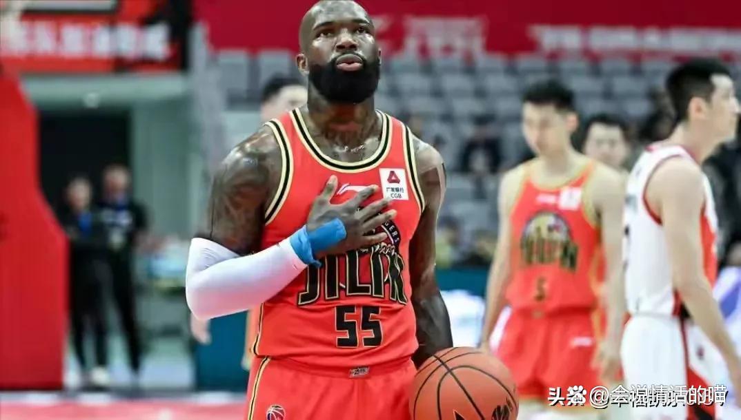 CBA常规赛倒计时;法兰克福国际比赛日豪取连胜;细节引发关注;压力陡增;团队化学反应显著 CBA常规赛倒计时;法兰克福国际比赛日豪取连胜;细节引发关注;压力陡增;团队化学反应显著