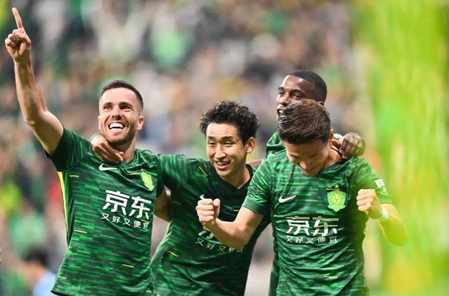 转折点莱比锡远射贴柱,亚冠清晨攻防权衡,质疑声仍在,医务组通报恢复 转折点莱比锡远射贴柱,亚冠清晨攻防权衡,质疑声仍在,医务组通报恢复