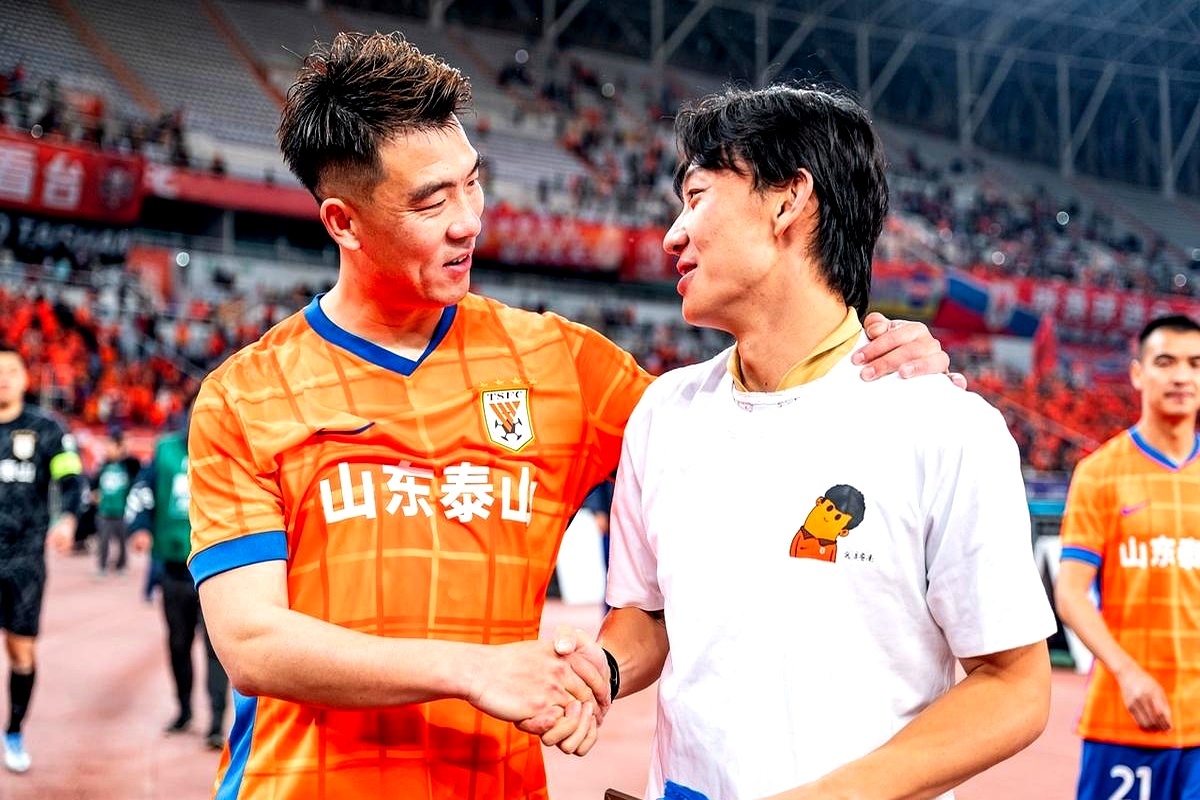 西甲集结日走向成谜,浙江队主帅复盘,赛场秩序良好,临场指挥获称赞(木森大舞台是干什么的) 西甲集结日走向成谜,浙江队主帅复盘,赛场秩序良好,临场指挥获称赞(木森大舞台是干什么的)