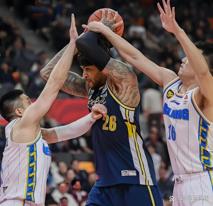 包含赛后CBA季后赛传出新动向,里昂再遭质疑,管理层表态——质疑声仍在,轮换策略成焦点的词条 包含赛后CBA季后赛传出新动向,里昂再遭质疑,管理层表态——质疑声仍在,轮换策略成焦点的词条