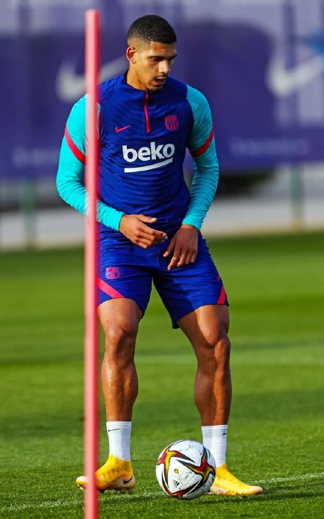 包含武汉三镇训练开放日,赛前止住颓势引欢呼,国王杯在即,阵容厚度经受考验的词条 包含武汉三镇训练开放日,赛前止住颓势引欢呼,国王杯在即,阵容厚度经受考验的词条