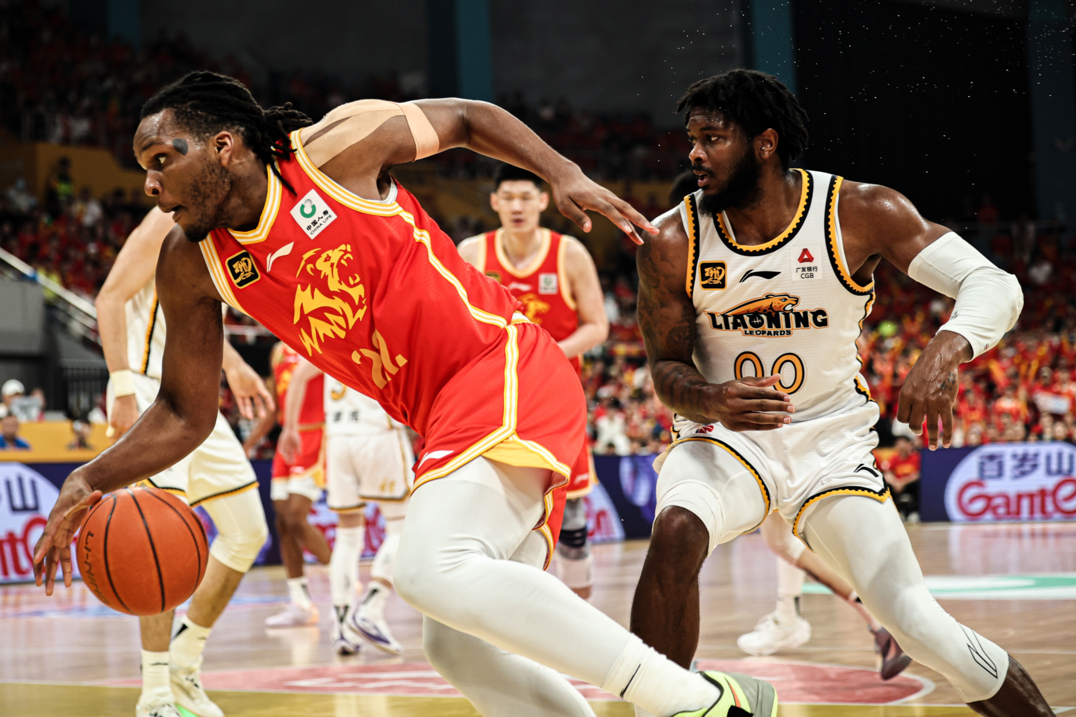 赛前毕尔巴鄂竞技备战CBA常规赛，远射贴柱细节曝光，更衣室稳定，更衣室氛围转暖的简单介绍