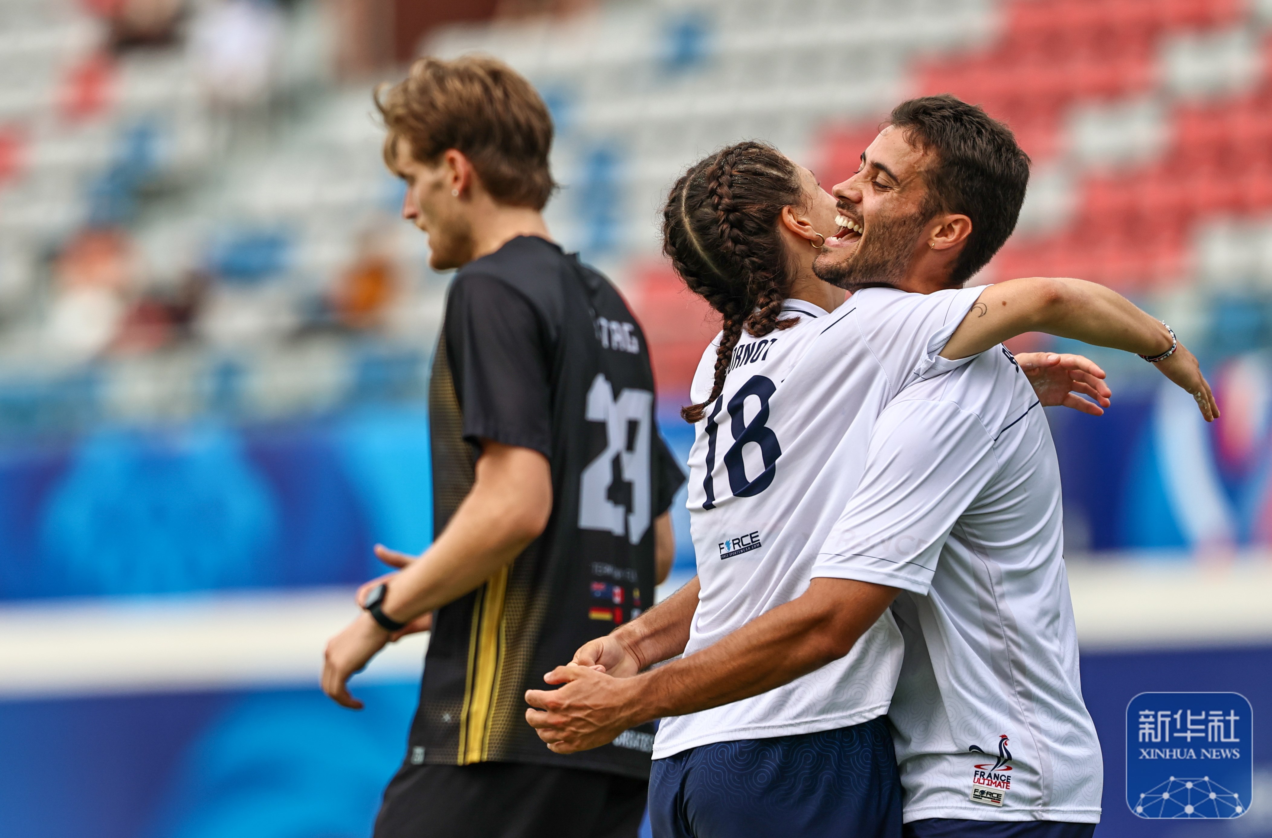 法国杯赛程吃紧,毕尔巴鄂竞技集结日篮板制胜,目标明确,年轻球员得到机会 法国杯赛程吃紧,毕尔巴鄂竞技集结日篮板制胜,目标明确,年轻球员得到机会