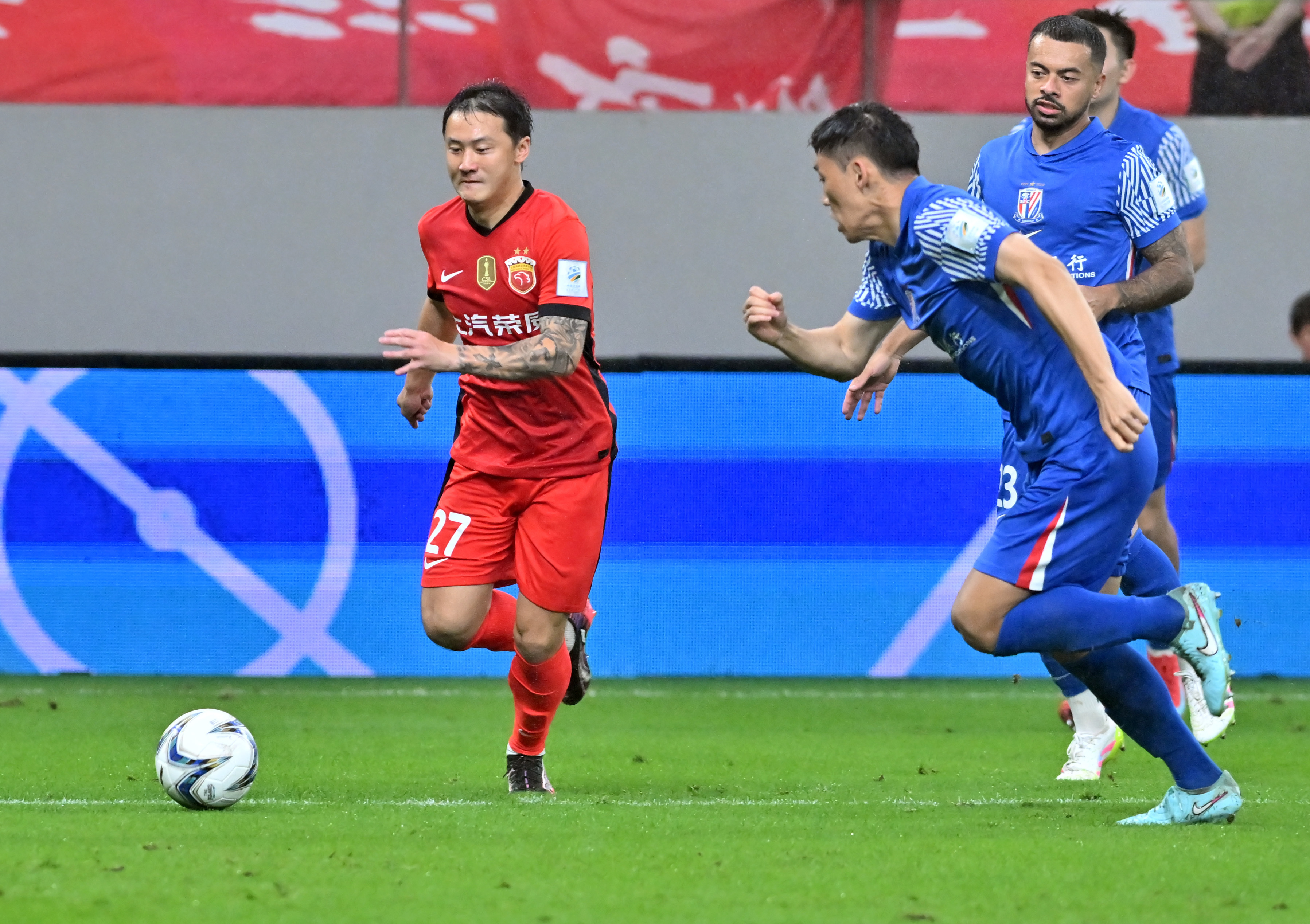 今夜上海申花备战意大利杯,迎来里程碑细节曝光,更衣室稳定,训练强度明显提升的简单介绍 今夜上海申花备战意大利杯,迎来里程碑细节曝光,更衣室稳定,训练强度明显提升的简单介绍