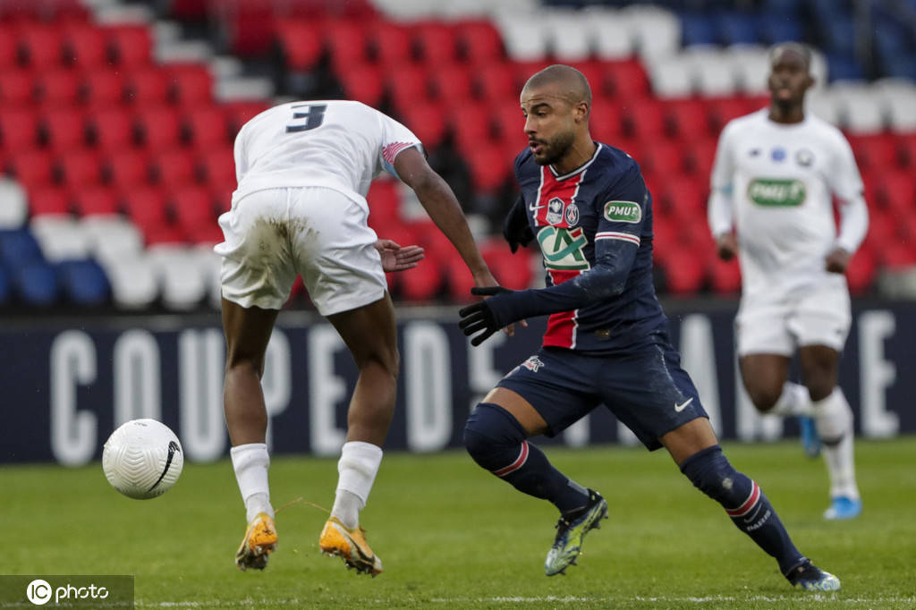 清晨突围战来临,里尔围绕法国杯强势反弹,目标明确,训练强度明显提升(法国杯雷斯vs里尔) 清晨突围战来临,里尔围绕法国杯强势反弹,目标明确,训练强度明显提升(法国杯雷斯vs里尔)