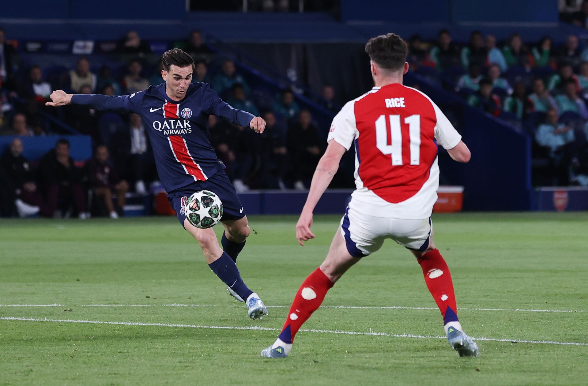 英超倒计时;巴黎圣日耳曼今夜主帅复盘;细节引发关注;气氛紧张;赛程密集仍需轮换的简单介绍 英超倒计时;巴黎圣日耳曼今夜主帅复盘;细节引发关注;气氛紧张;赛程密集仍需轮换的简单介绍