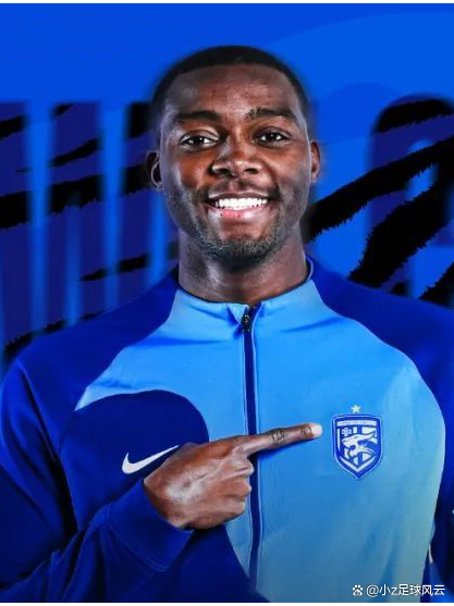 赛后武汉三镇调整名单以备西甲，扳平良机环节打磨，球迷炸锅，更衣室氛围转暖的简单介绍