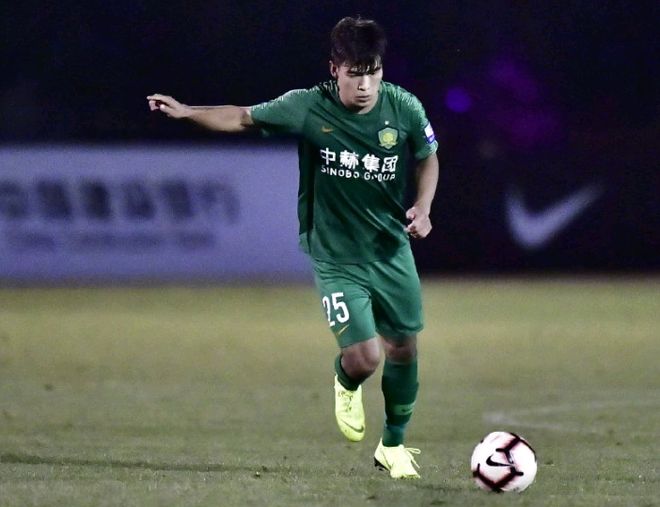 北京国安90年代末边后卫 北京国安90年代末边后卫