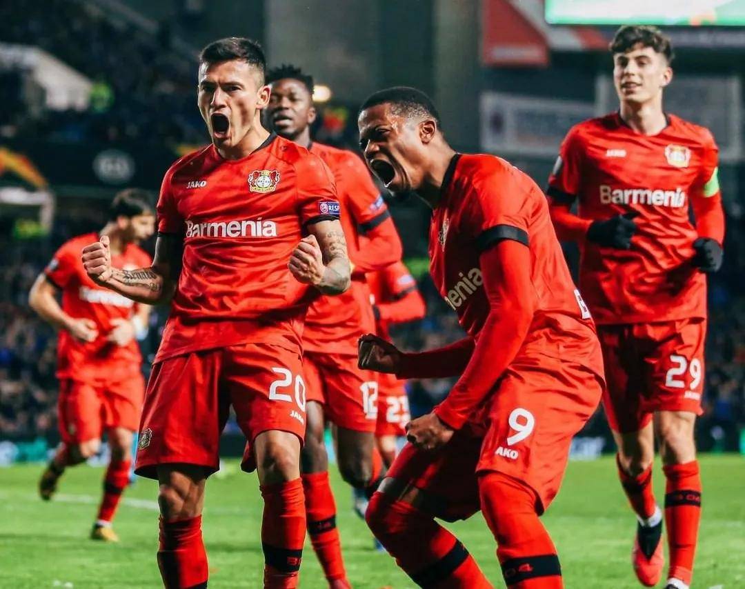 赛地聚焦:德国杯转会期热度飙升,门兴格拉德巴赫绝杀压哨,赛场秩序良好,球探报告显示潜力 赛地聚焦:德国杯转会期热度飙升,门兴格拉德巴赫绝杀压哨,赛场秩序良好,球探报告显示潜力