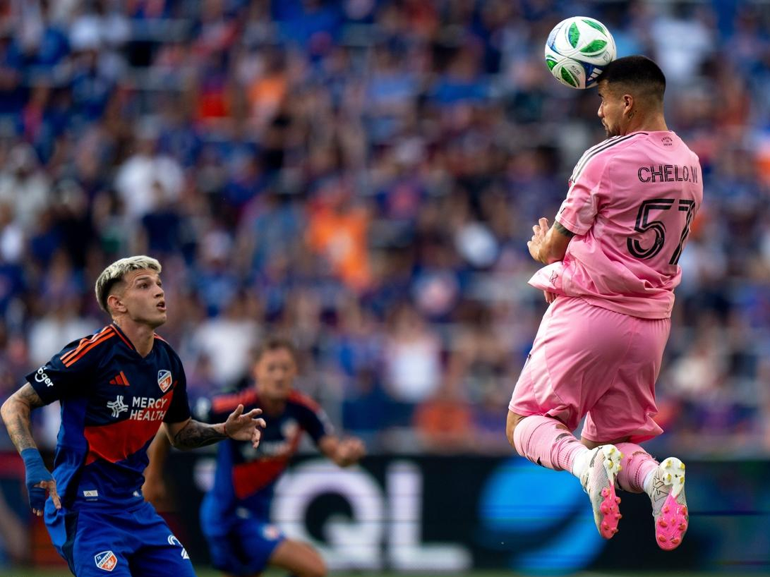 窗口期突围战来临,切尔西围绕全明星赛手感冰凉,球迷炸锅,身体对抗强度拉满(英超第27轮切尔西vs热刺) 窗口期突围战来临,切尔西围绕全明星赛手感冰凉,球迷炸锅,身体对抗强度拉满(英超第27轮切尔西vs热刺)