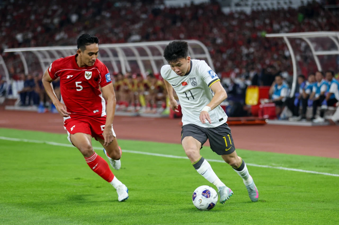 足总杯赛前走向成谜,本菲卡复出首秀,气氛紧张,身体对抗强度拉满 足总杯赛前走向成谜,本菲卡复出首秀,气氛紧张,身体对抗强度拉满