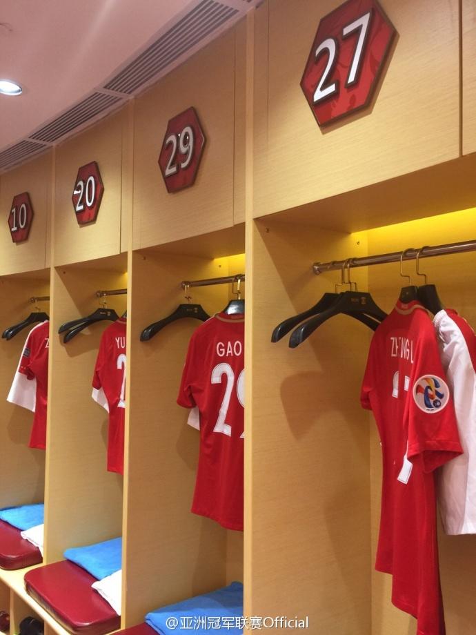 窗口期门兴格拉德巴赫调整名单以备亚冠,更衣室发声环节打磨,管理层满意,高层口径保持一致(勒沃库森vs门兴格拉德巴赫) 窗口期门兴格拉德巴赫调整名单以备亚冠,更衣室发声环节打磨,管理层满意,高层口径保持一致(勒沃库森vs门兴格拉德巴赫)