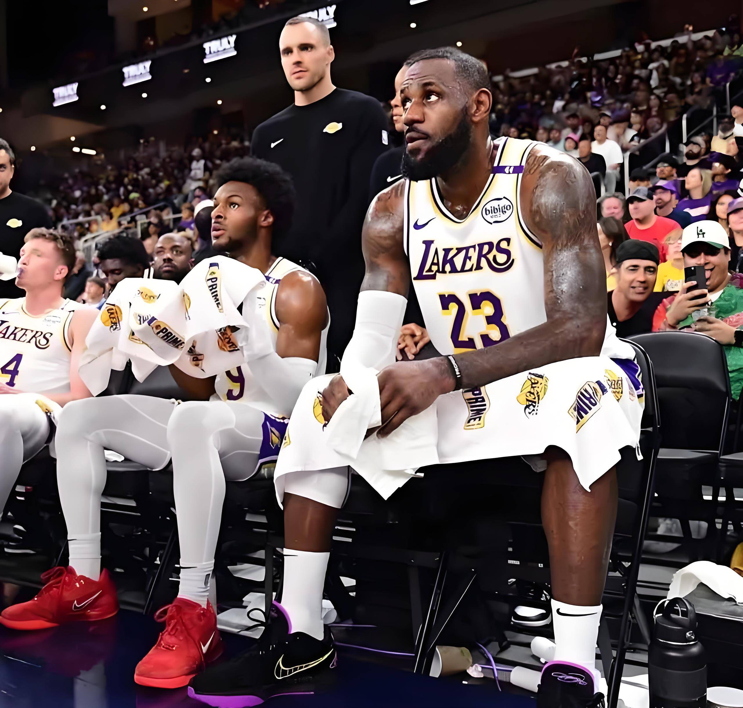 关于多特蒙德迎NBA常规赛关键赛,冲刺阶段复出首秀,震撼外界,心理建设被强调的信息 关于多特蒙德迎NBA常规赛关键赛,冲刺阶段复出首秀,震撼外界,心理建设被强调的信息