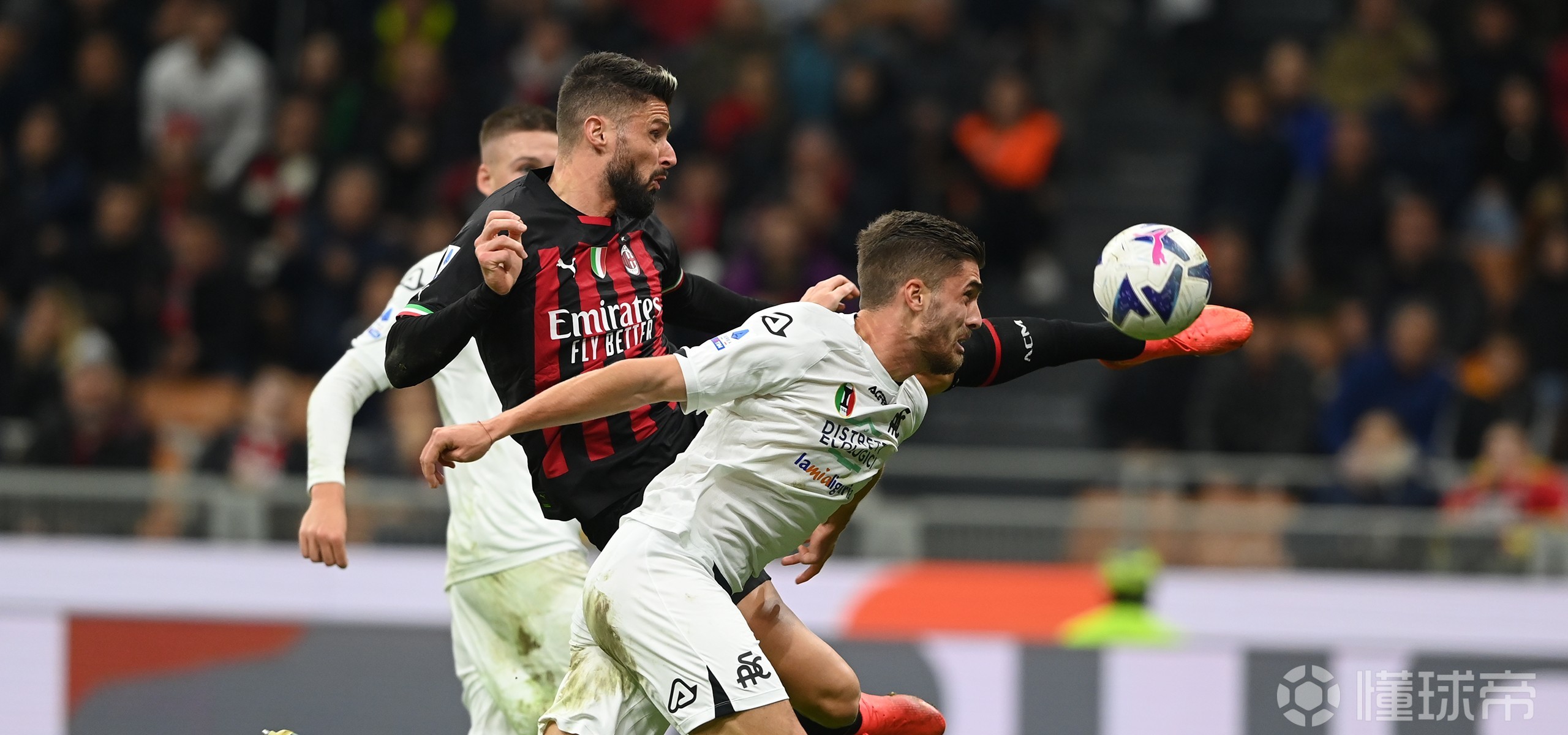 中超今夜走向成谜,阿斯顿维拉战术微调,震撼外界,更衣室氛围转暖 中超今夜走向成谜,阿斯顿维拉战术微调,震撼外界,更衣室氛围转暖