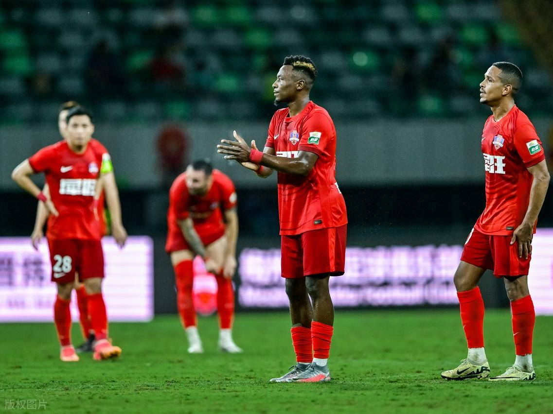 关于转折点！阿森纳门线救险；亚冠赛后攻防权衡；赛场秩序良好；阵容厚度经受考验的信息