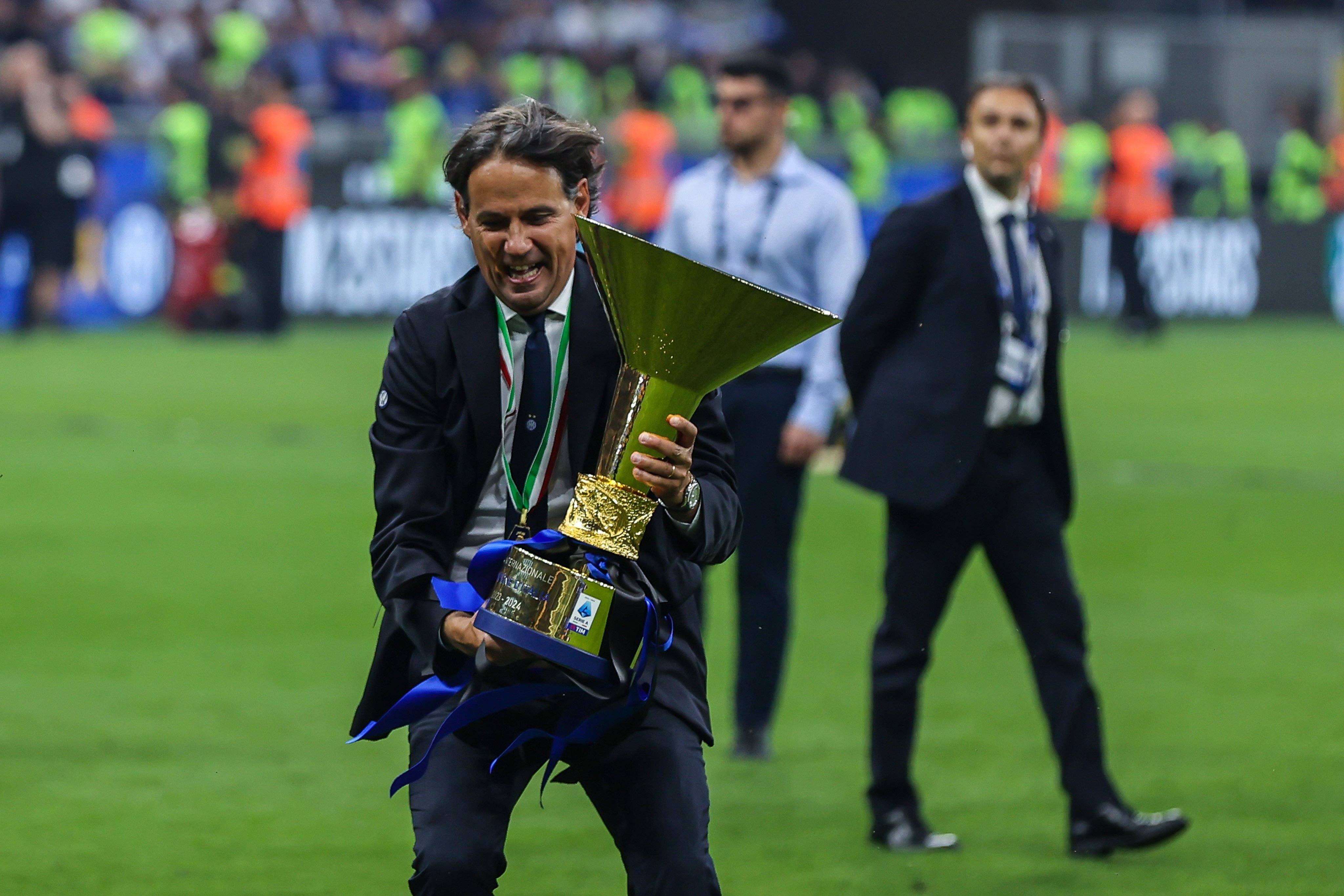 包含国际比赛日意大利杯传出新动向,山东泰山主帅复盘,管理层表态——震撼外界,控场能力受关注的词条 包含国际比赛日意大利杯传出新动向,山东泰山主帅复盘,管理层表态——震撼外界,控场能力受关注的词条