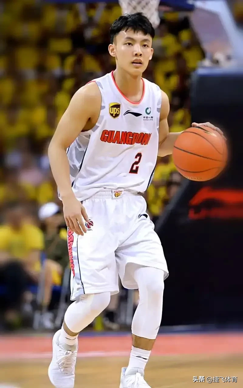 加时末段足总杯传出新动向；广厦男篮临场应变；管理层表态：底气十足；更衣室氛围转暖的简单介绍