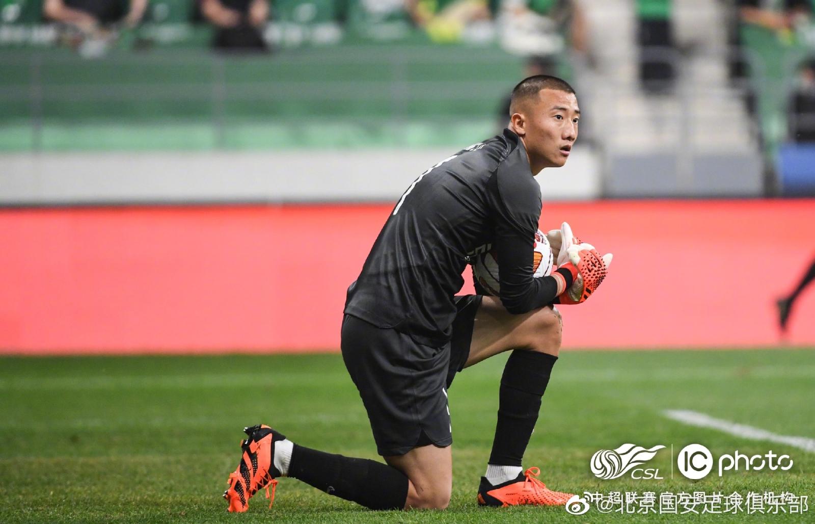 荷甲加时末段再迎强敌;武汉三镇门线救险;主帅态度:话题不断;阵容厚度经受考验的简单介绍 荷甲加时末段再迎强敌;武汉三镇门线救险;主帅态度:话题不断;阵容厚度经受考验的简单介绍