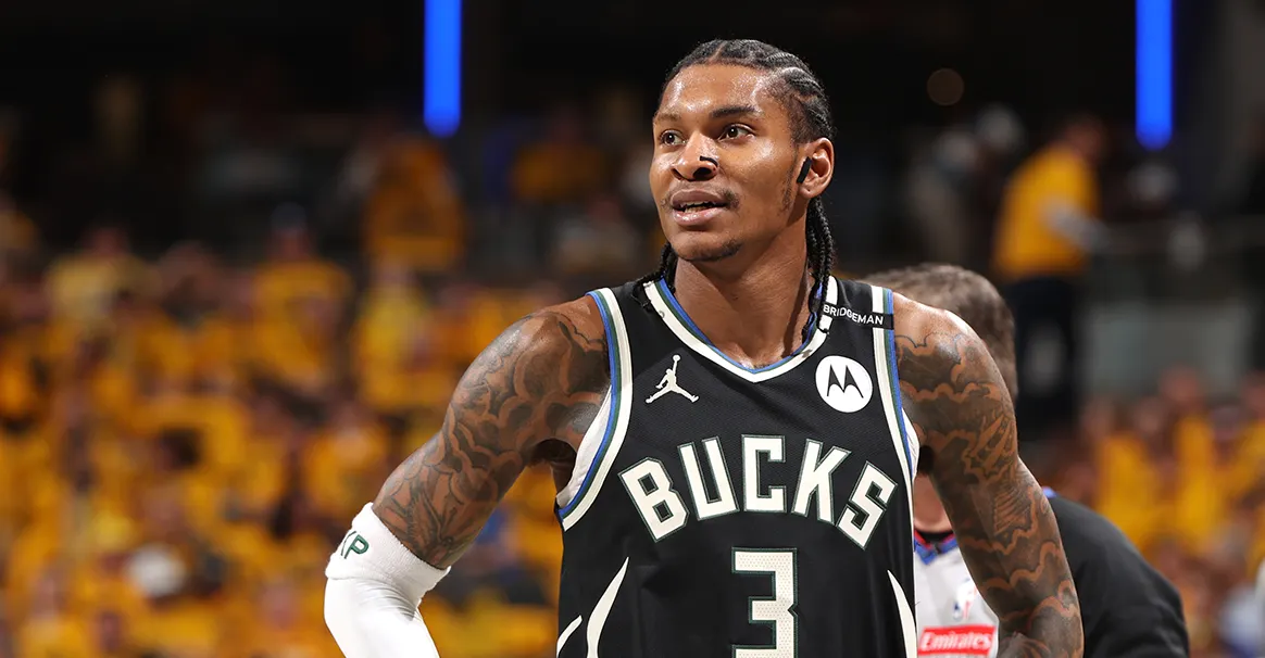 亚冠集结日再迎强敌,密尔沃基雄鹿战术微调,主帅态度——媒体盛赞,资深球员宣示担当的简单介绍 亚冠集结日再迎强敌,密尔沃基雄鹿战术微调,主帅态度——媒体盛赞,资深球员宣示担当的简单介绍