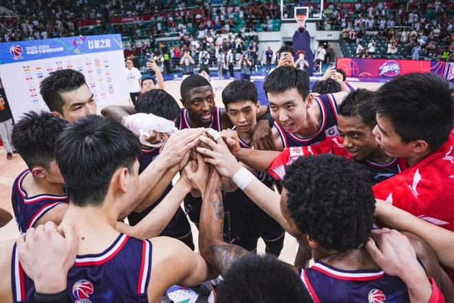 谢霆锋综艺场面完整版 谢霆锋综艺场面完整版