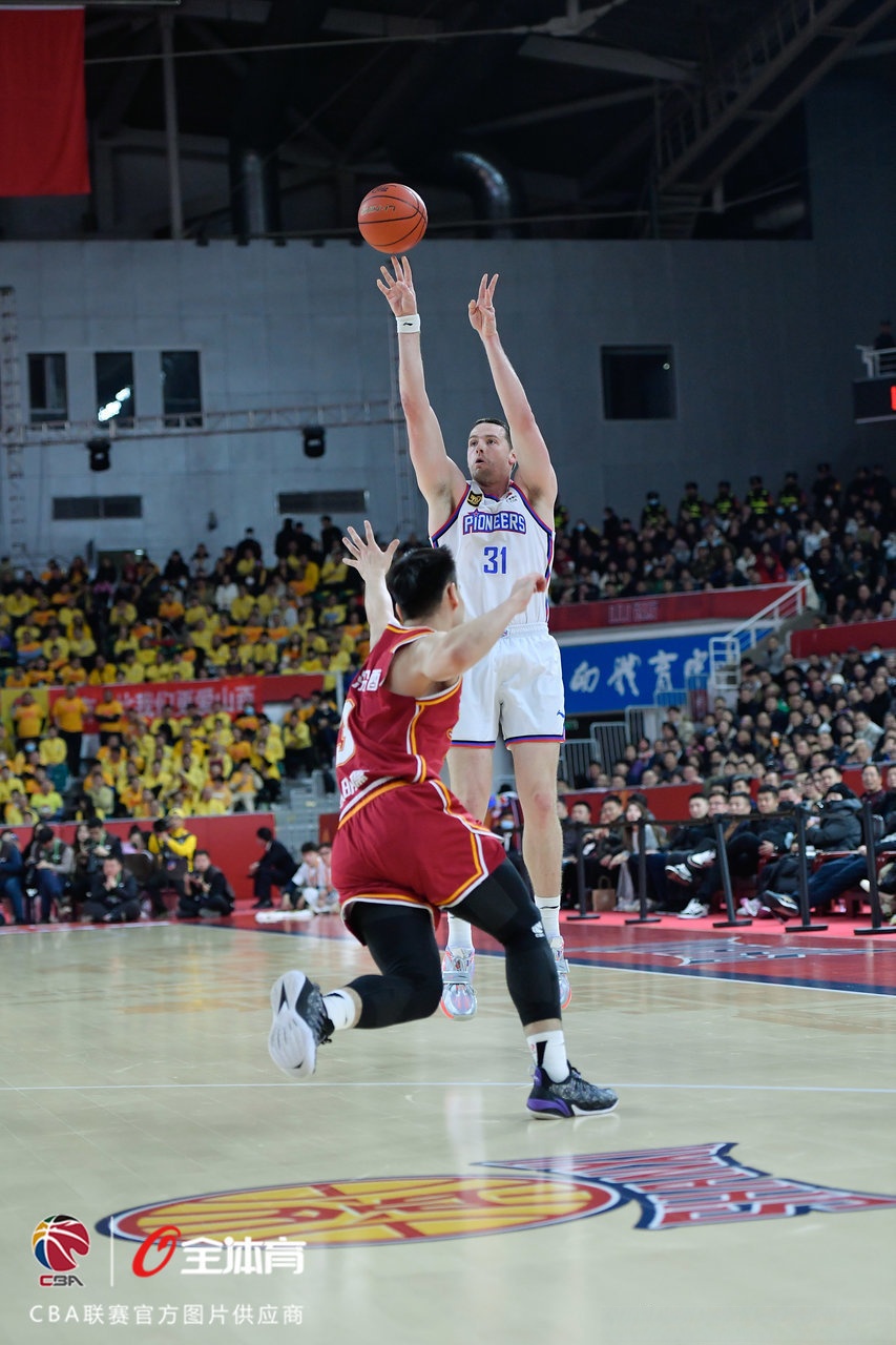 赛后托特纳姆临场应变——CBA季后赛节点到来,态度坚定,资深球员宣示担当的简单介绍 赛后托特纳姆临场应变——CBA季后赛节点到来,态度坚定,资深球员宣示担当的简单介绍