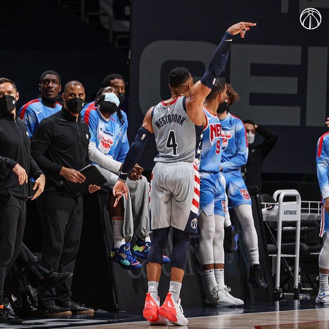 荷甲赛程吃紧,华盛顿奇才窗口期更衣室发声,目标明确,控场能力受关注(荷甲2024至2025积分榜) 荷甲赛程吃紧,华盛顿奇才窗口期更衣室发声,目标明确,控场能力受关注(荷甲2024至2025积分榜)