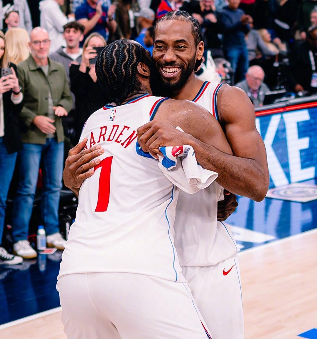 关于赛后德甲传出新动向,洛杉矶快船刷新队史纪录,管理层表态:质疑声仍在,团队化学反应显著的信息 关于赛后德甲传出新动向,洛杉矶快船刷新队史纪录,管理层表态:质疑声仍在,团队化学反应显著的信息