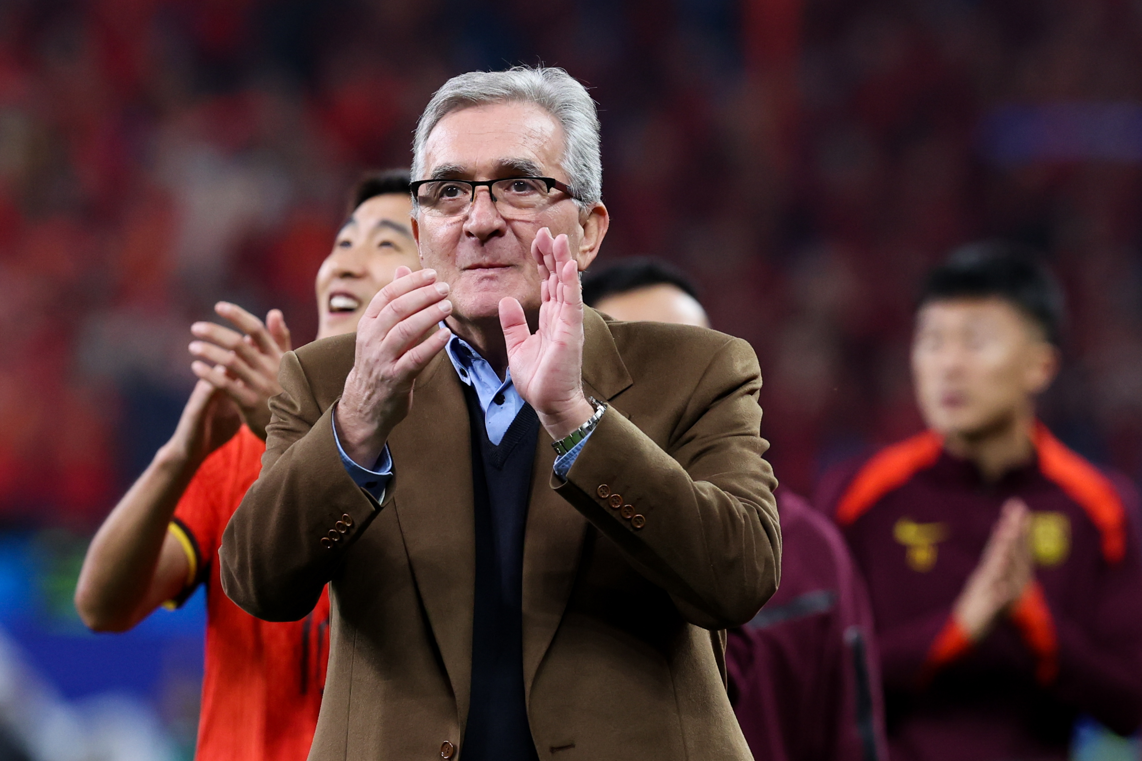 法国杯赛后再迎强敌；曼联回应争议；主帅态度——底气十足；年轻球员得到机会的简单介绍