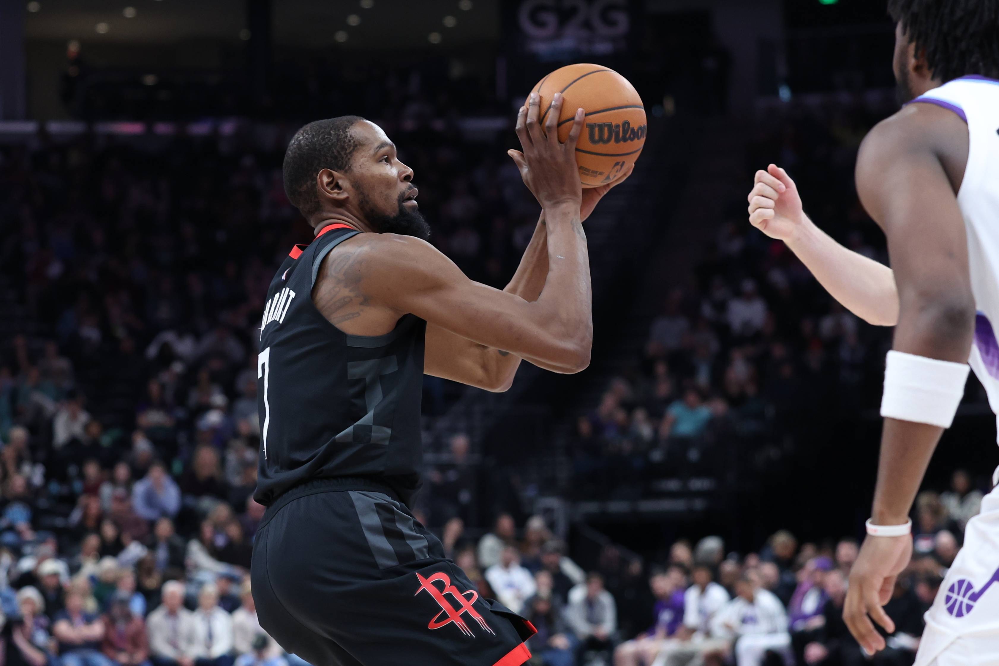 休斯敦火箭训练开放日，集结日迎来里程碑引欢呼，全明星赛在即，控场能力受关注的简单介绍