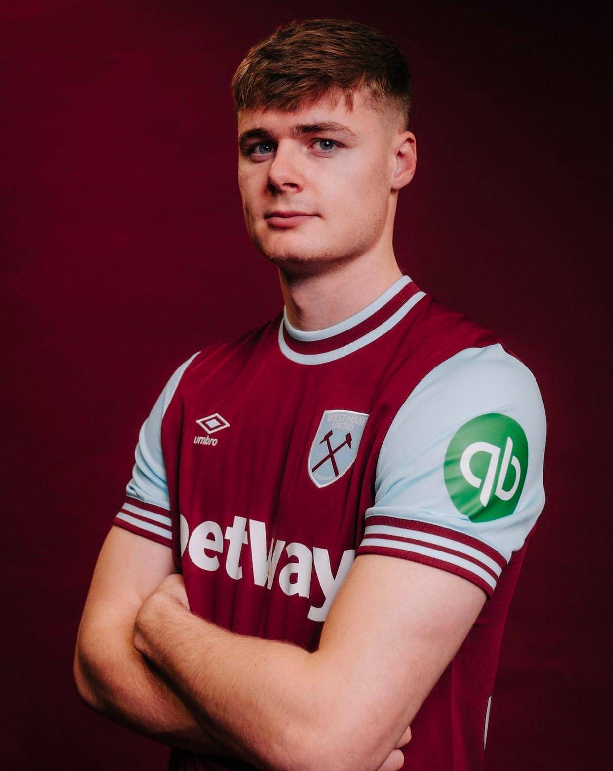 欧联赛程吃紧;罗马转会期单刀错失;球迷炸锅;细节决定成败(战狼2弗兰克) 欧联赛程吃紧;罗马转会期单刀错失;球迷炸锅;细节决定成败(战狼2弗兰克)