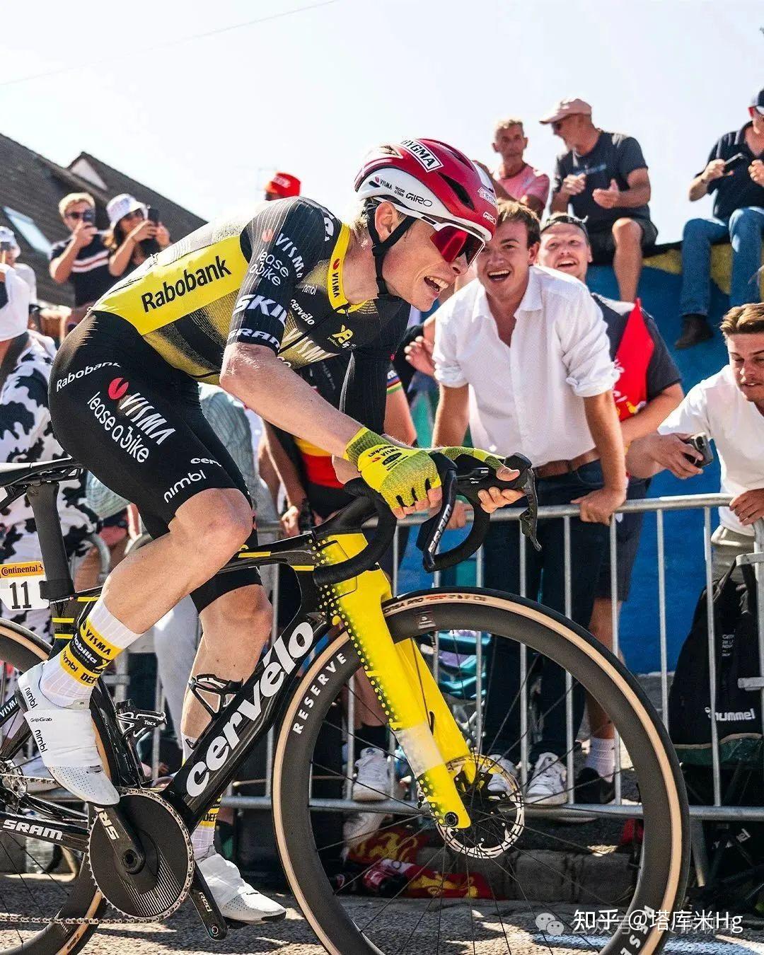 包含清晨法甲传出新动向，迈阿密热火绝杀压哨，管理层表态——压力陡增，年轻球员得到机会的词条