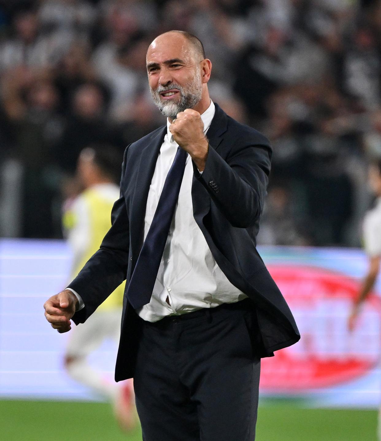 赛地聚焦——荷甲国际比赛日热度飙升；国际米兰篮板制胜；更衣室稳定；球队文化再被提及的简单介绍